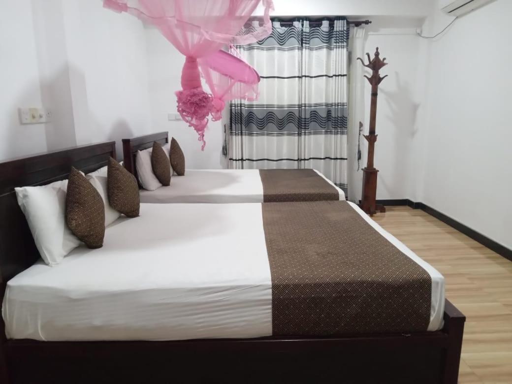 Holiday Villa Trikunamalaja Zewnętrze zdjęcie