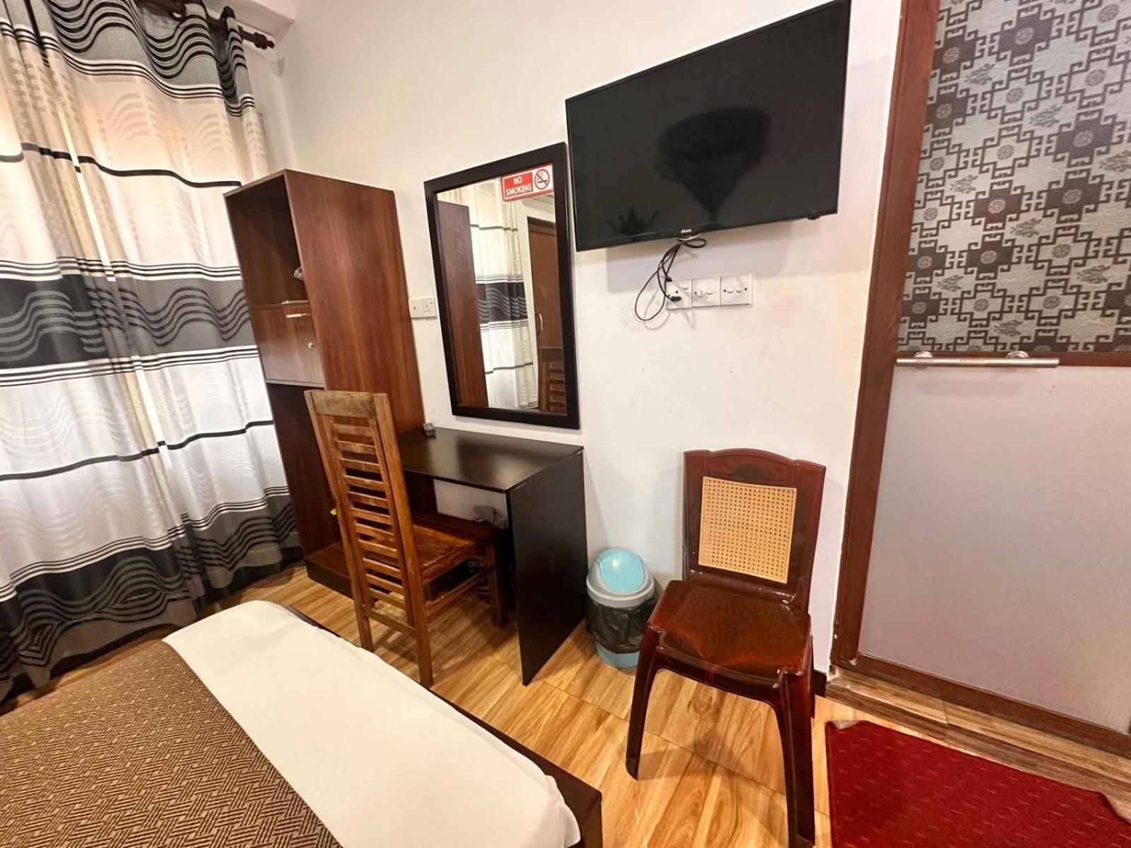 Holiday Villa Trikunamalaja Zewnętrze zdjęcie