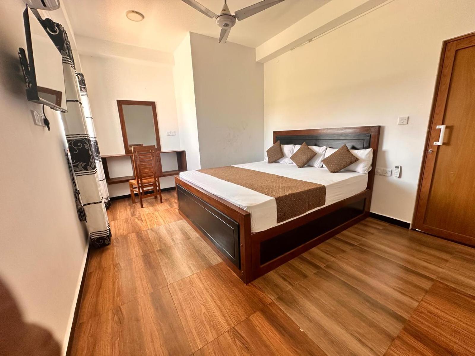 Holiday Villa Trikunamalaja Zewnętrze zdjęcie