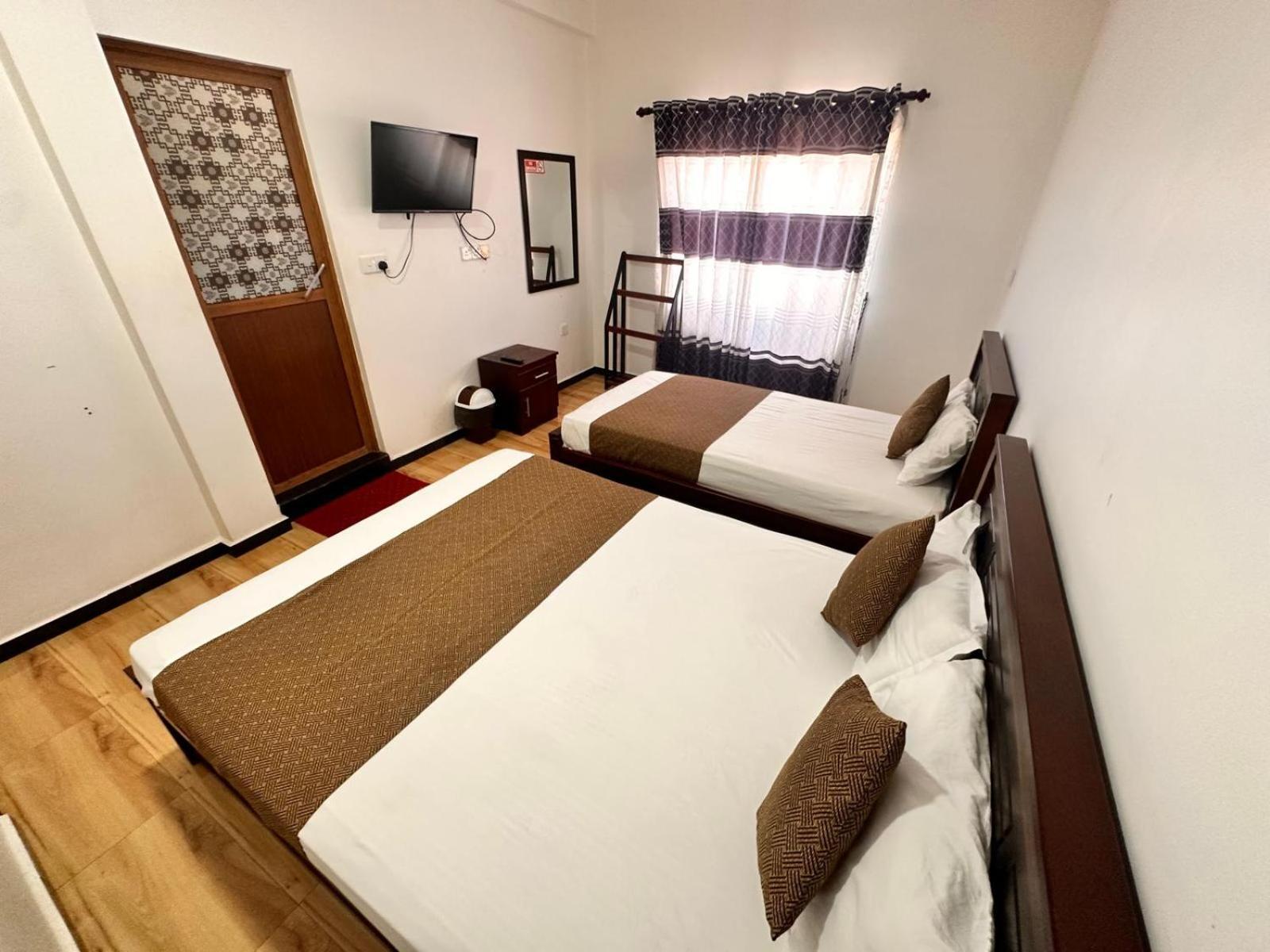 Holiday Villa Trikunamalaja Zewnętrze zdjęcie