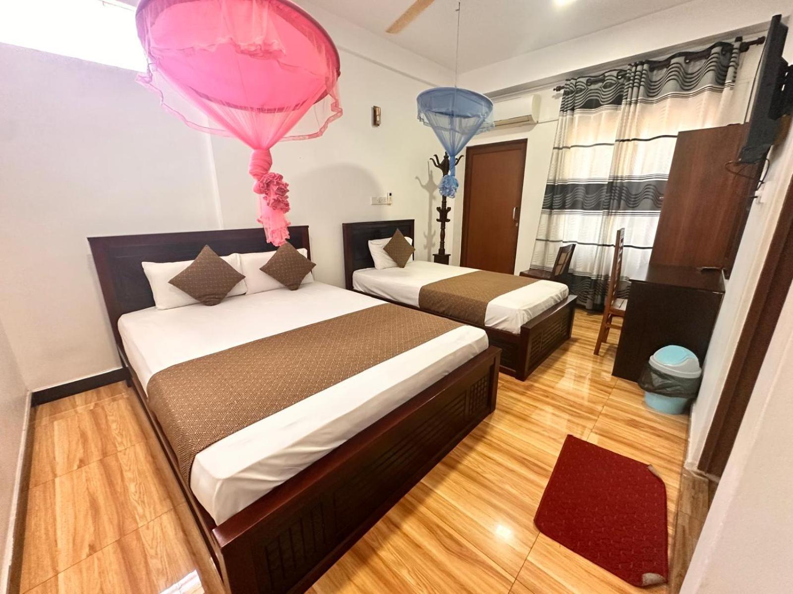 Holiday Villa Trikunamalaja Zewnętrze zdjęcie