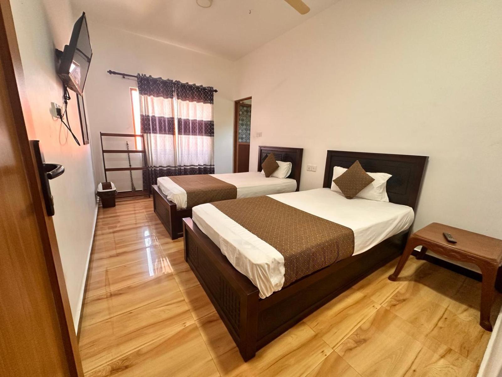 Holiday Villa Trikunamalaja Zewnętrze zdjęcie