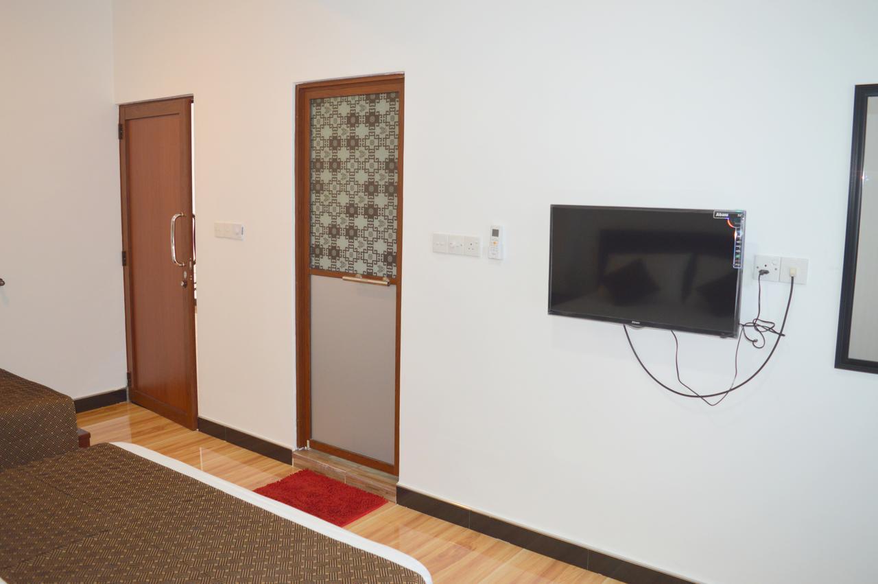 Holiday Villa Trikunamalaja Zewnętrze zdjęcie