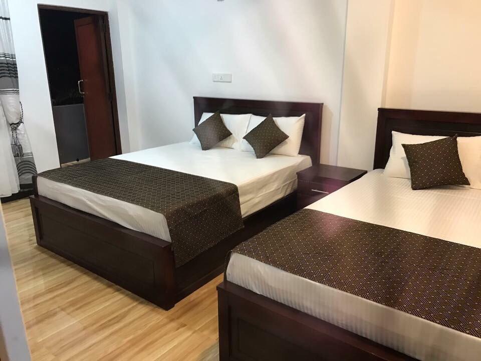 Holiday Villa Trikunamalaja Zewnętrze zdjęcie